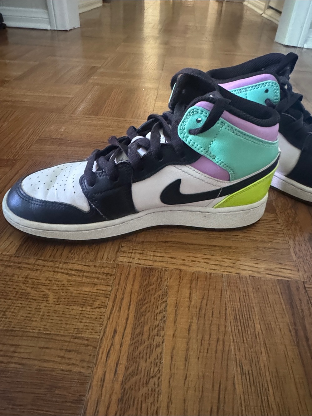 NIKE Air Jordan 1 High-Top Athletic Sneakers in Black, White & Mint